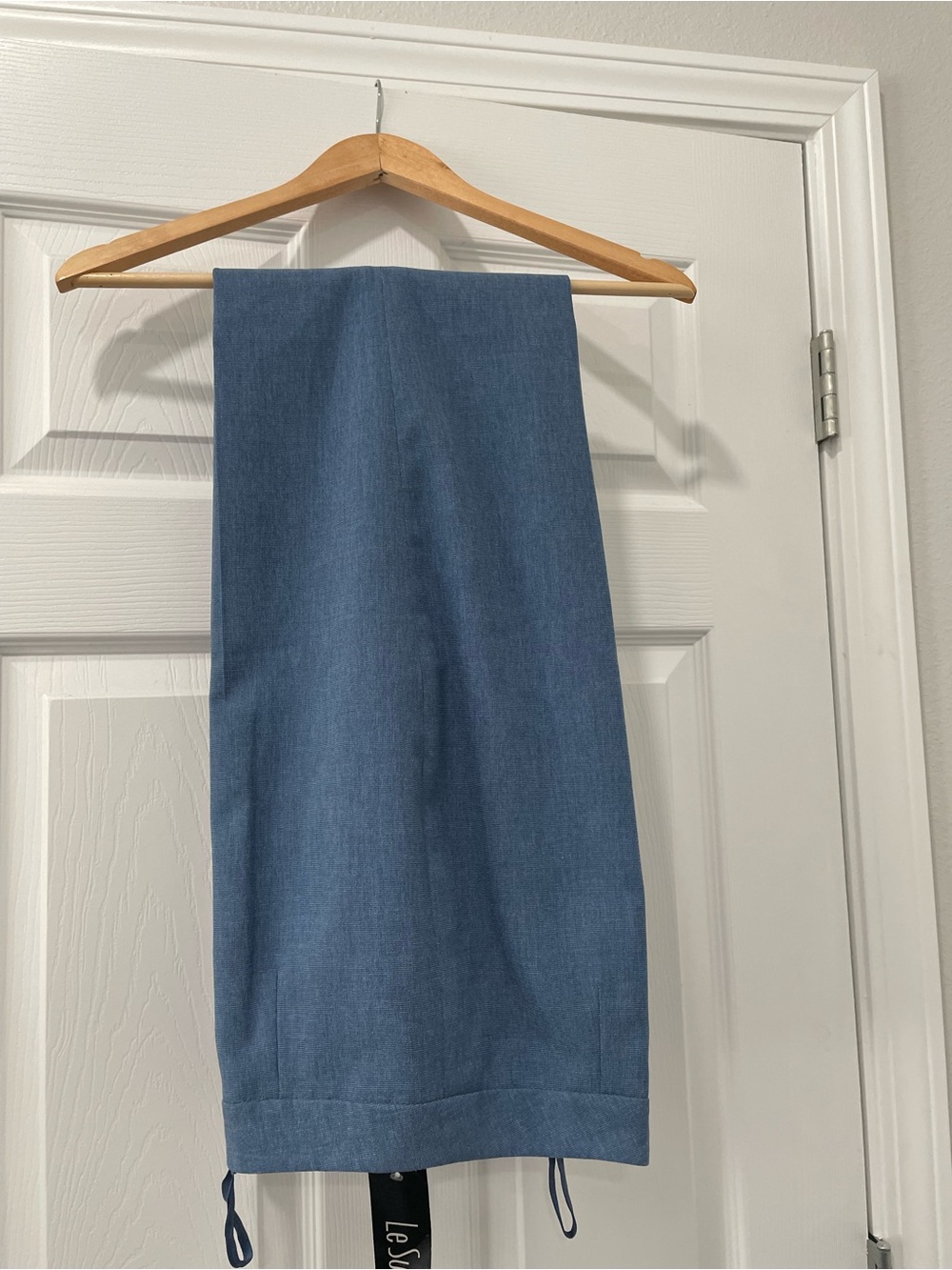 Le Suit Dusty Blue Women's Tailored Blazer and Pant Suit - Picture 5 of 6
